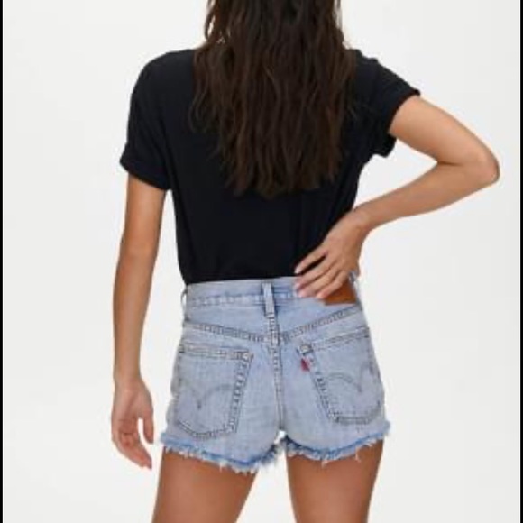 Levi’s denim shorts - Picture 2 of 5